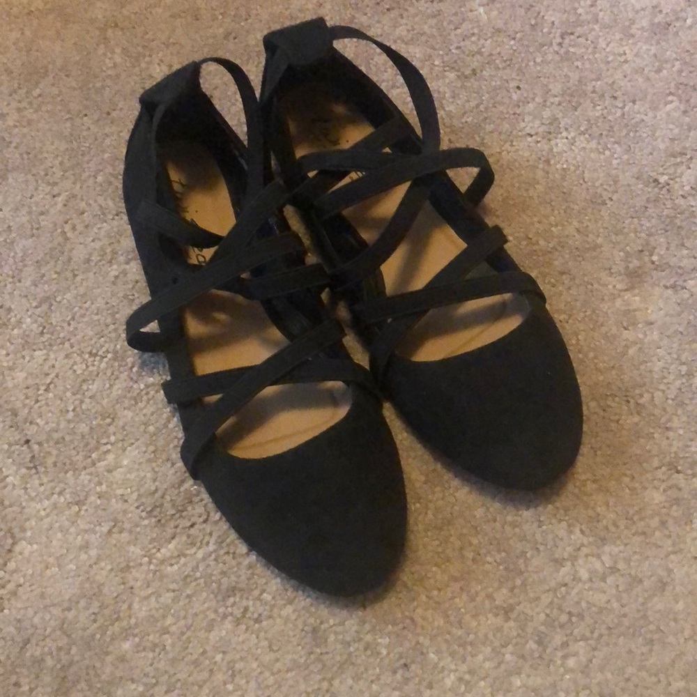 Twisted Strappy Ballet Flats